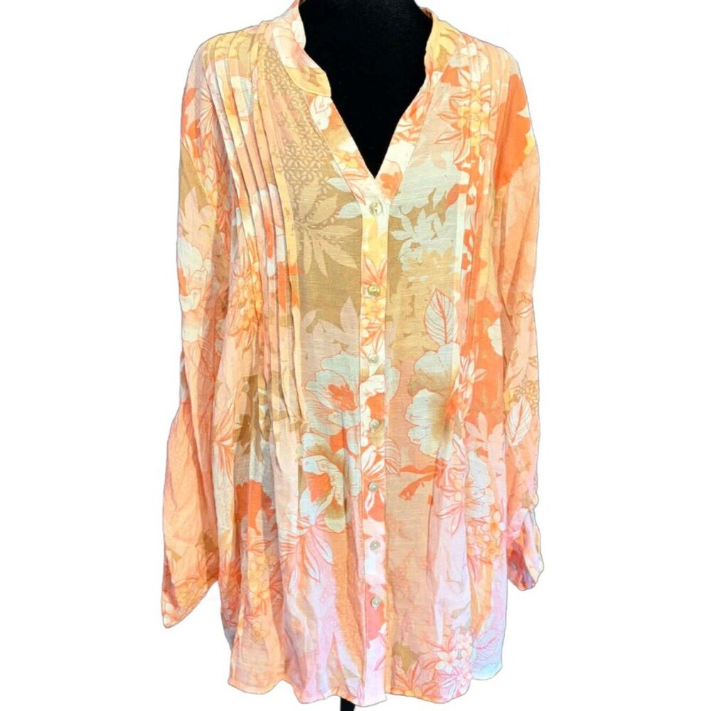 Ruby Rd. Woman Plus-Size Floral Button Front Top in Peach